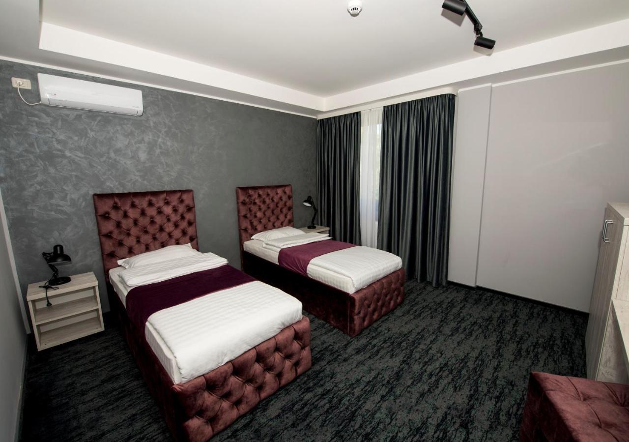 Zen Hotel Focşani Exterior foto
